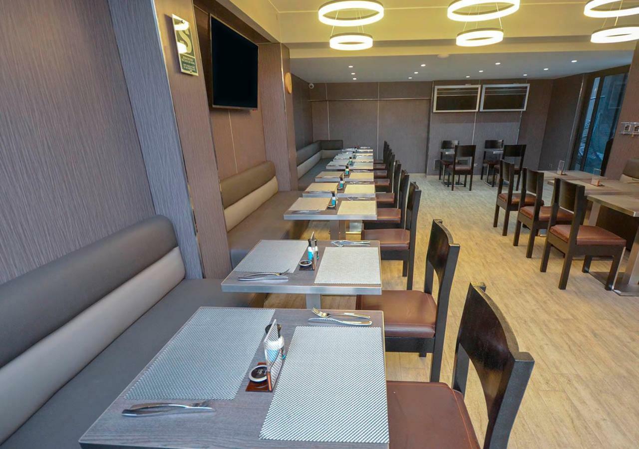 Qp Hotels Трухильо Экстерьер фото